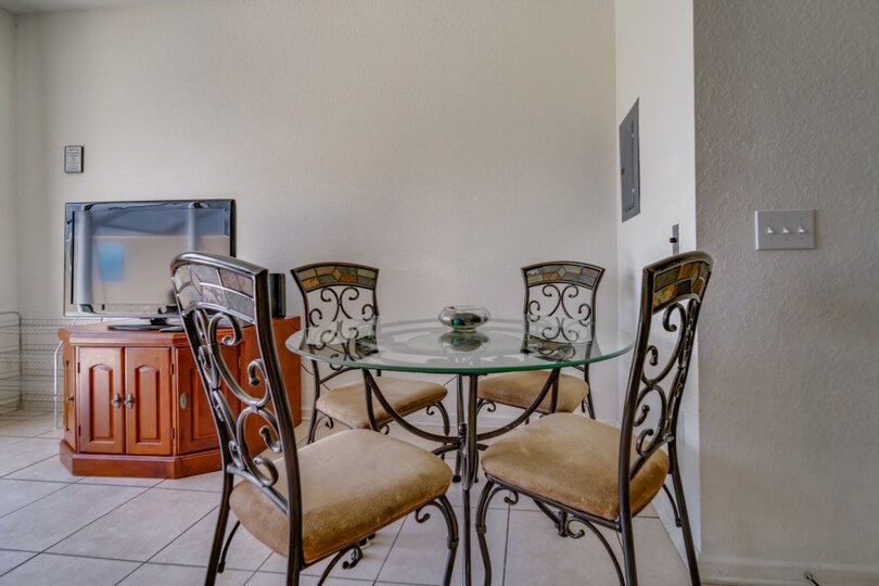 Najboljša mestna hiša s 3 spalnicami v letovišču Windsor Hills, Florida, mestna hiša 4094