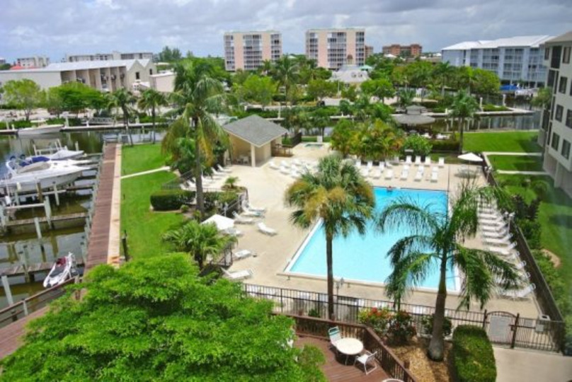 Ultimate 4-sobno stanovanje v letovišču Santa Maria Harbour, Florida Condo 5941