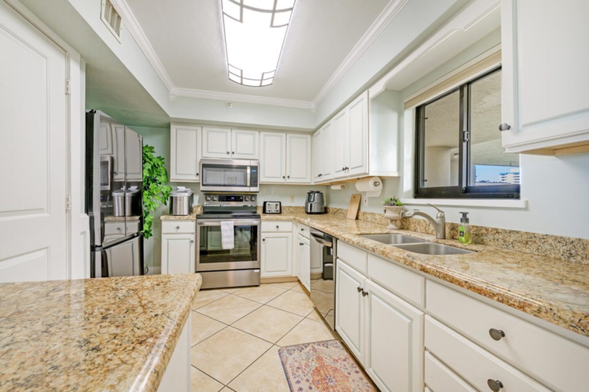 Ekskluzivno stanovanje v enem najprestižnejših letovišč, Santa Maria Harbour Resort, Florida Condo 5942