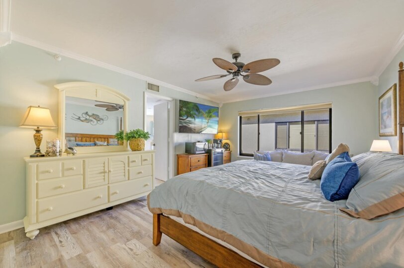 Ekskluzivno stanovanje v enem najprestižnejših letovišč, Santa Maria Harbour Resort, Florida Condo 5942