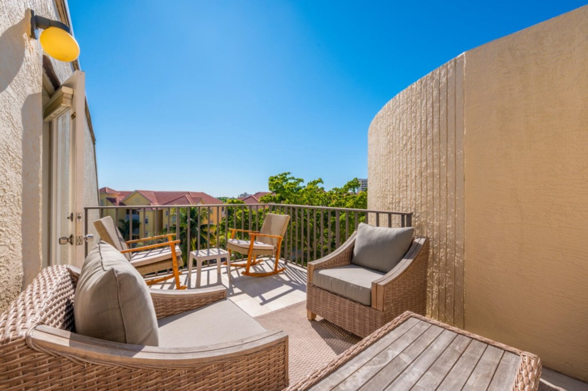 Ekskluzivno stanovanje v enem najprestižnejših letovišč, Santa Maria Harbour Resort, Florida Condo 5942