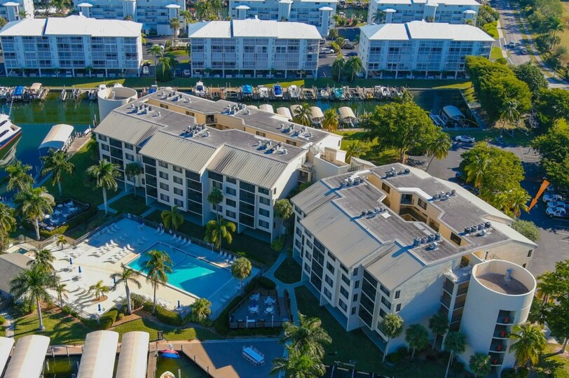 Ekskluzivno stanovanje v enem najprestižnejših letovišč, Santa Maria Harbour Resort, Florida Condo 5942