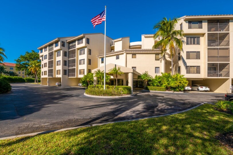 Ekskluzivno stanovanje v enem najprestižnejših letovišč, Santa Maria Harbour Resort, Florida Condo 5942