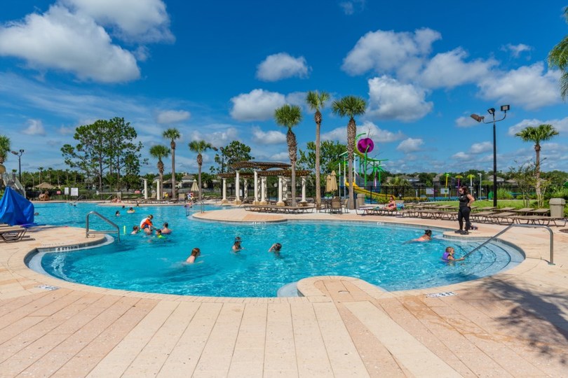 Vila s 5 zvezdicami v enem najprestižnejših območij v letovišču Windsor Hills, Florida Condo 6178