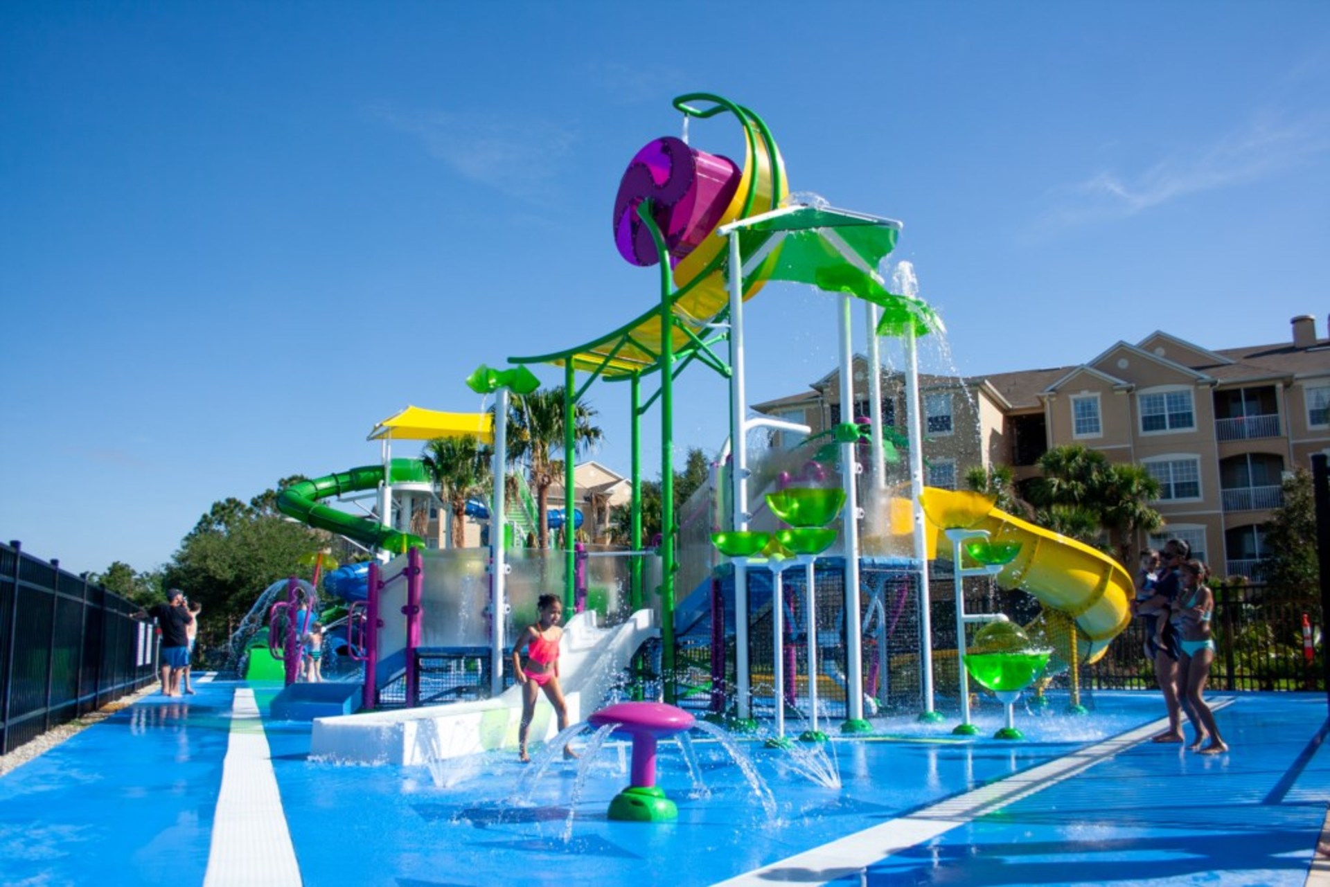 Vila s 5 zvezdicami v enem najprestižnejših območij v letovišču Windsor Hills, Florida Condo 6178