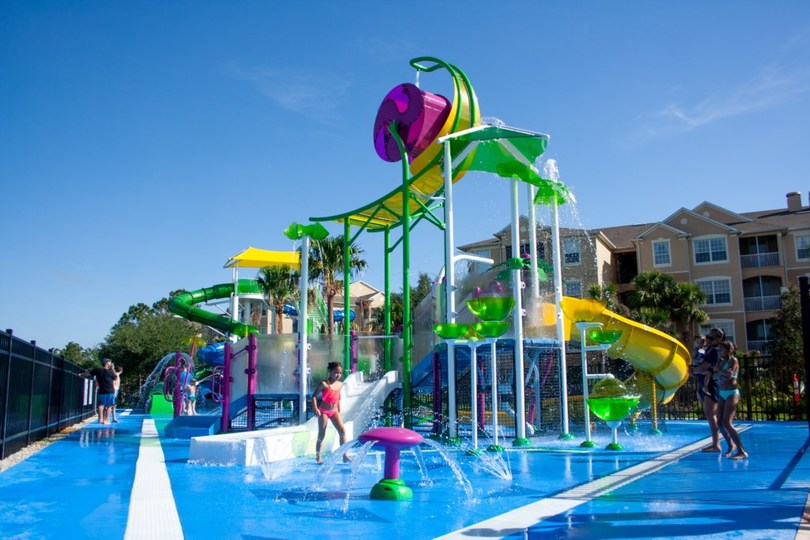 Vila s 5 zvezdicami v enem najprestižnejših območij v letovišču Windsor Hills, Florida Condo 6178