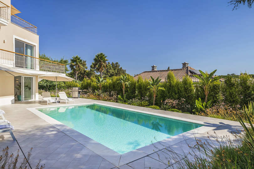 Luksuzna vila s 4 spalnicami in zasebnim bazenom, vila Faro 1124