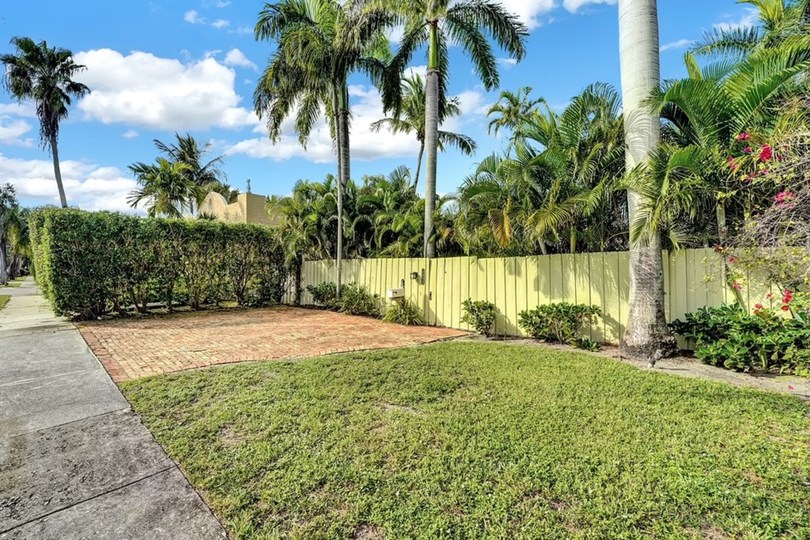 Luksuzna vila z 2 spalnicama v bližini West Palm Beacha, West Palm Beach Villa 1858