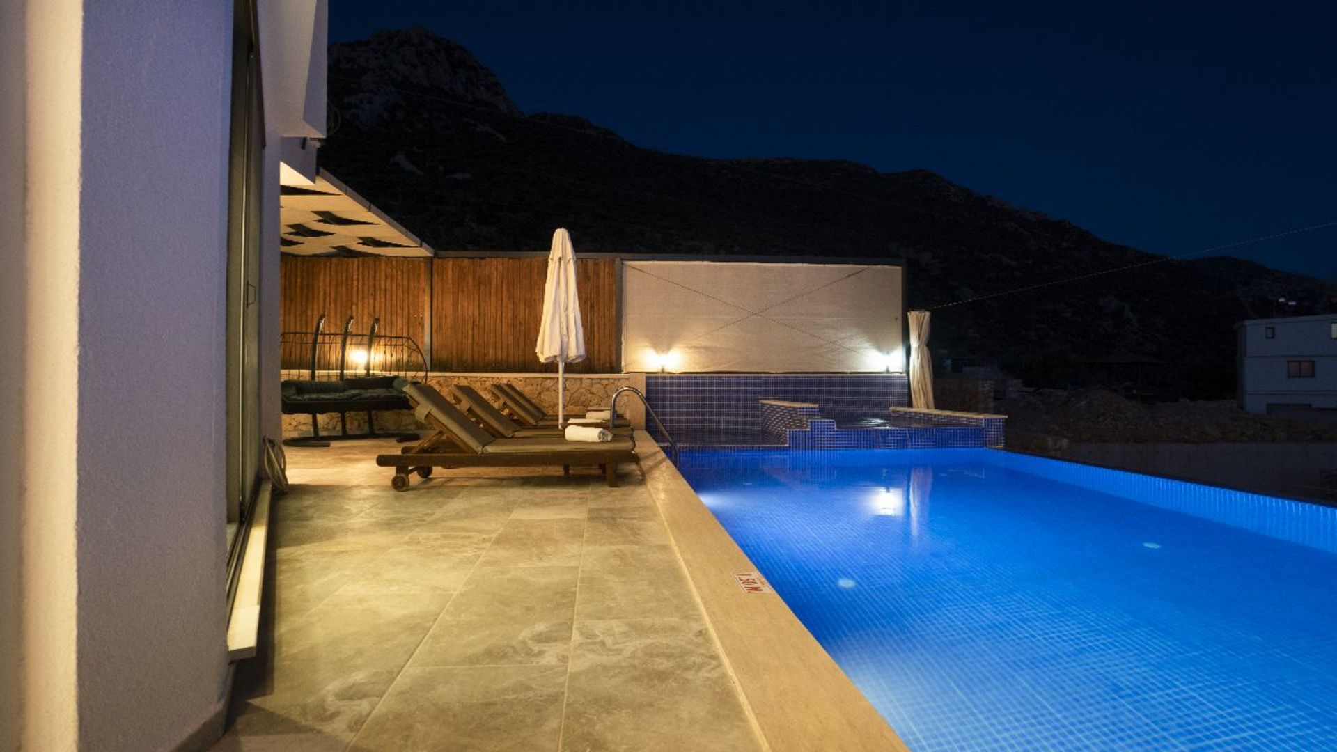 Vrhunska vila z osupljivim razgledom, Antalya Villa 1077