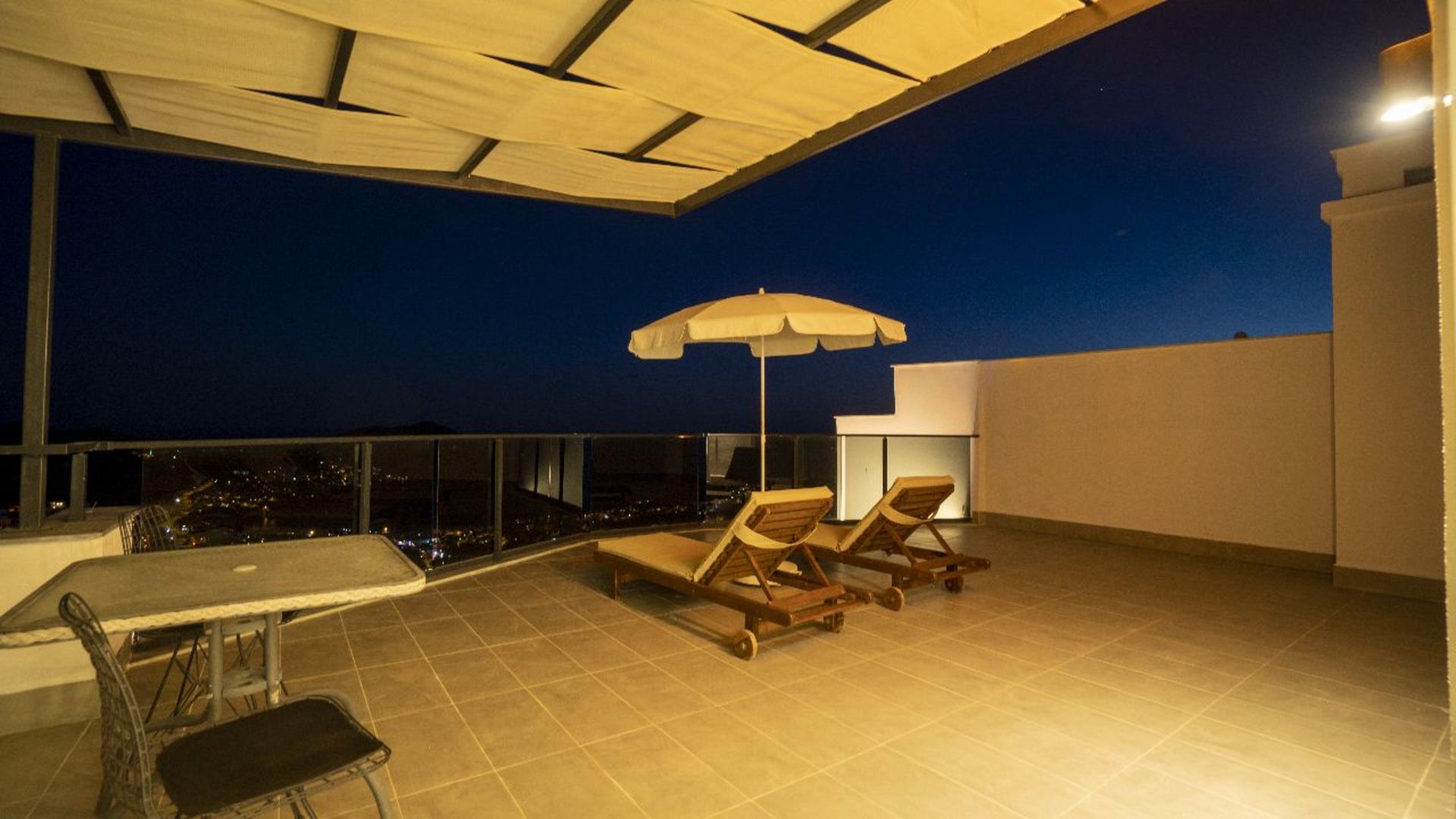 Vrhunska vila z osupljivim razgledom, Antalya Villa 1077