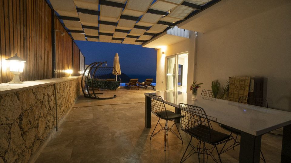 Vrhunska vila z osupljivim razgledom, Antalya Villa 1077