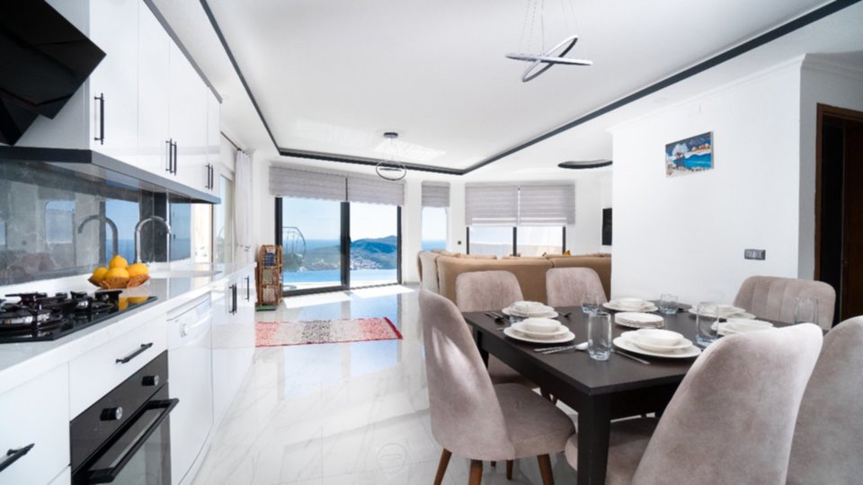 Vrhunska vila z osupljivim razgledom, Antalya Villa 1077