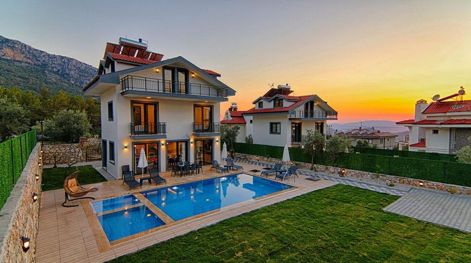 Vila s 5 zvezdicami in 4 spalnicami, Fethiye Villa 1029