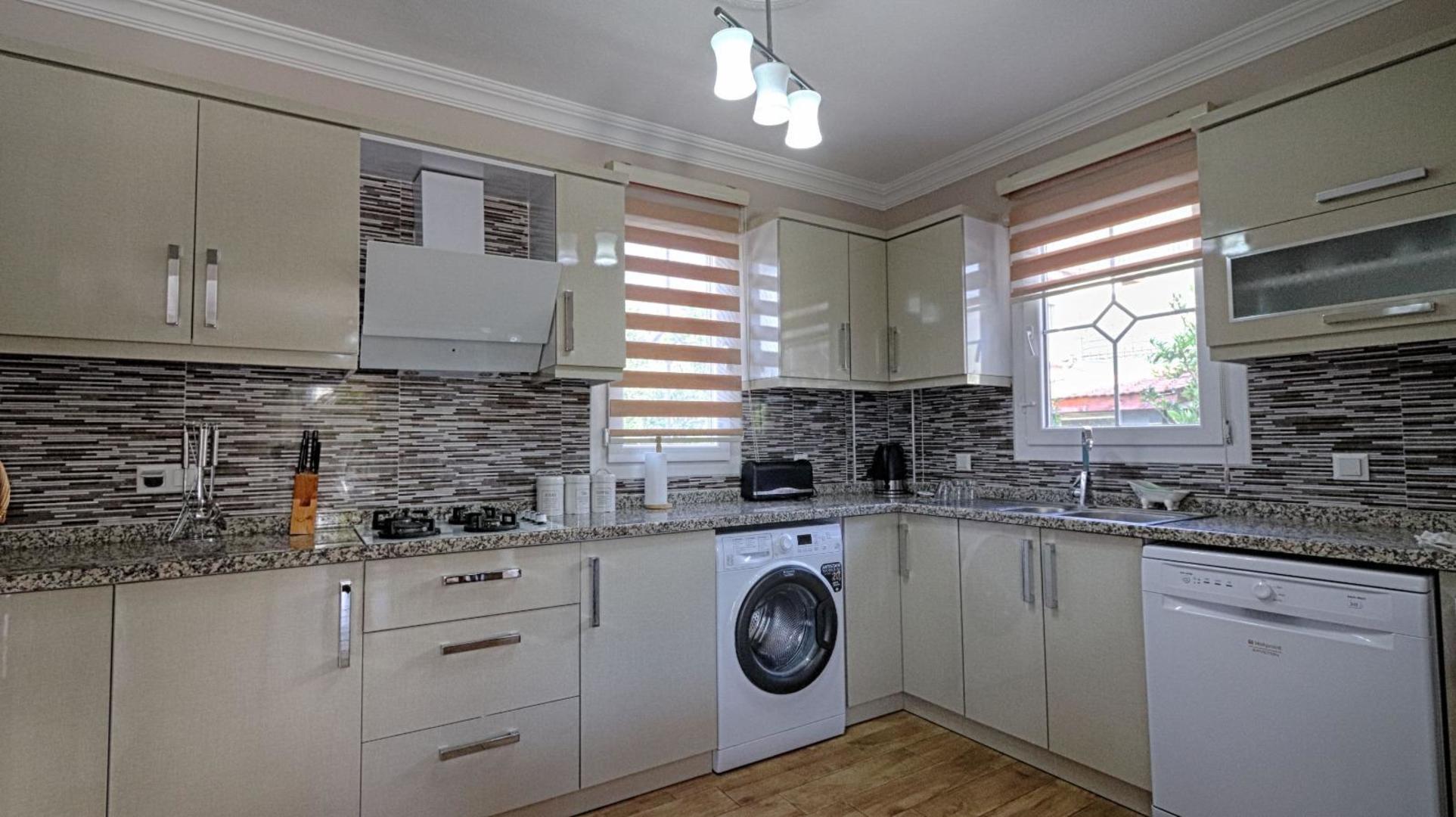 Vila s 5 zvezdicami in 4 spalnicami, Fethiye Villa 1029