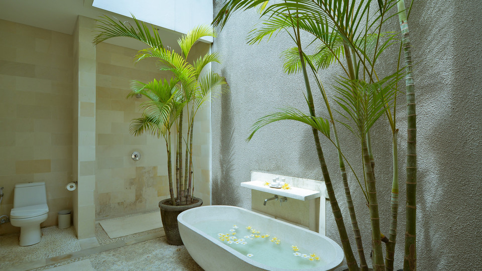 Neverjetna vila s 5 zvezdicami in 2 sproščujočima bazenoma, Bali Villa 2136