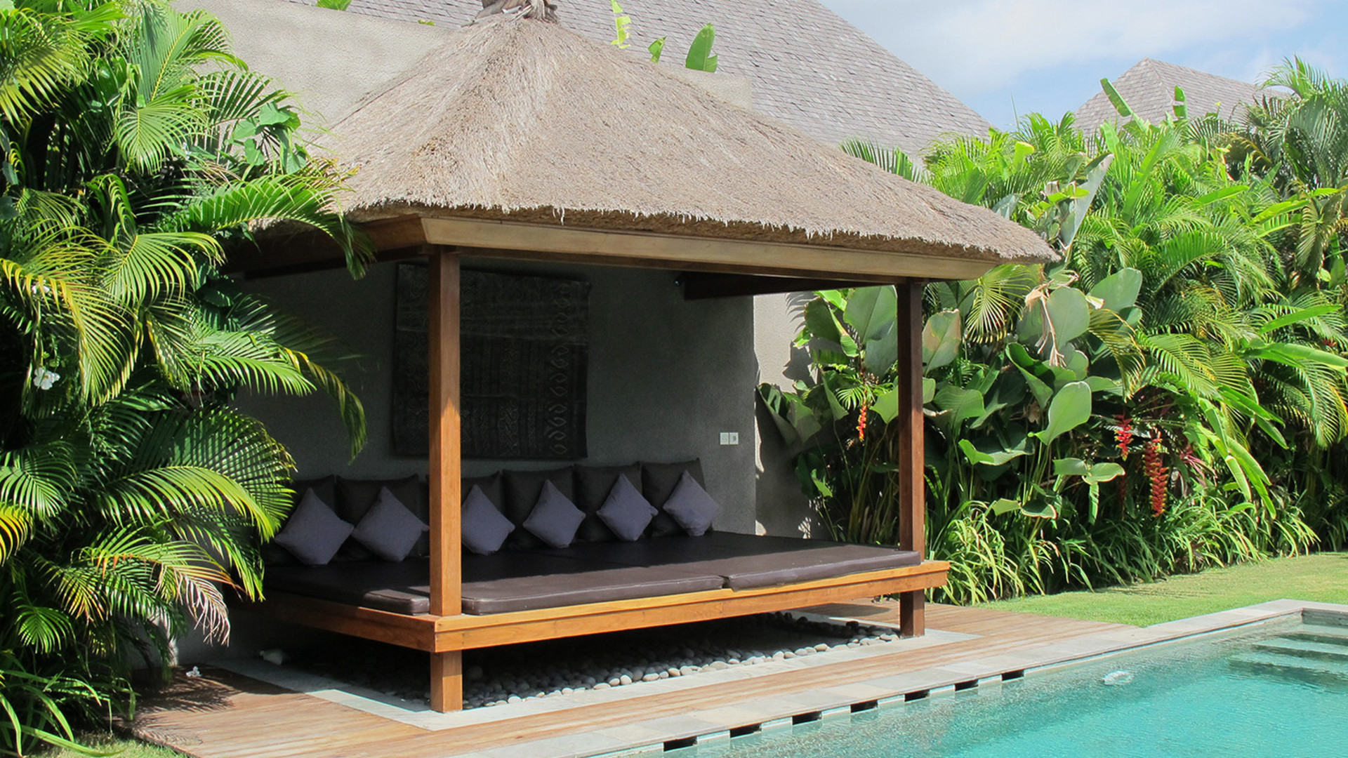 Neverjetna vila s 5 zvezdicami in 2 sproščujočima bazenoma, Bali Villa 2136