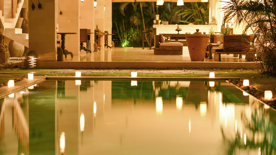 Neverjetna vila s 5 zvezdicami in 2 sproščujočima bazenoma, Bali Villa 2136