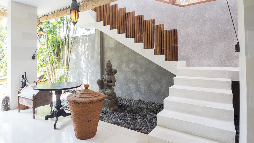 Neverjetna vila s 5 zvezdicami in 2 sproščujočima bazenoma, Bali Villa 2136