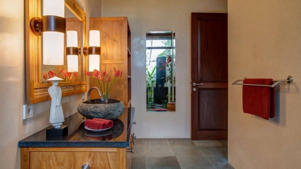Čudovita vila s 7 spalnicami, spa in bazenom, vila Bali 2137
