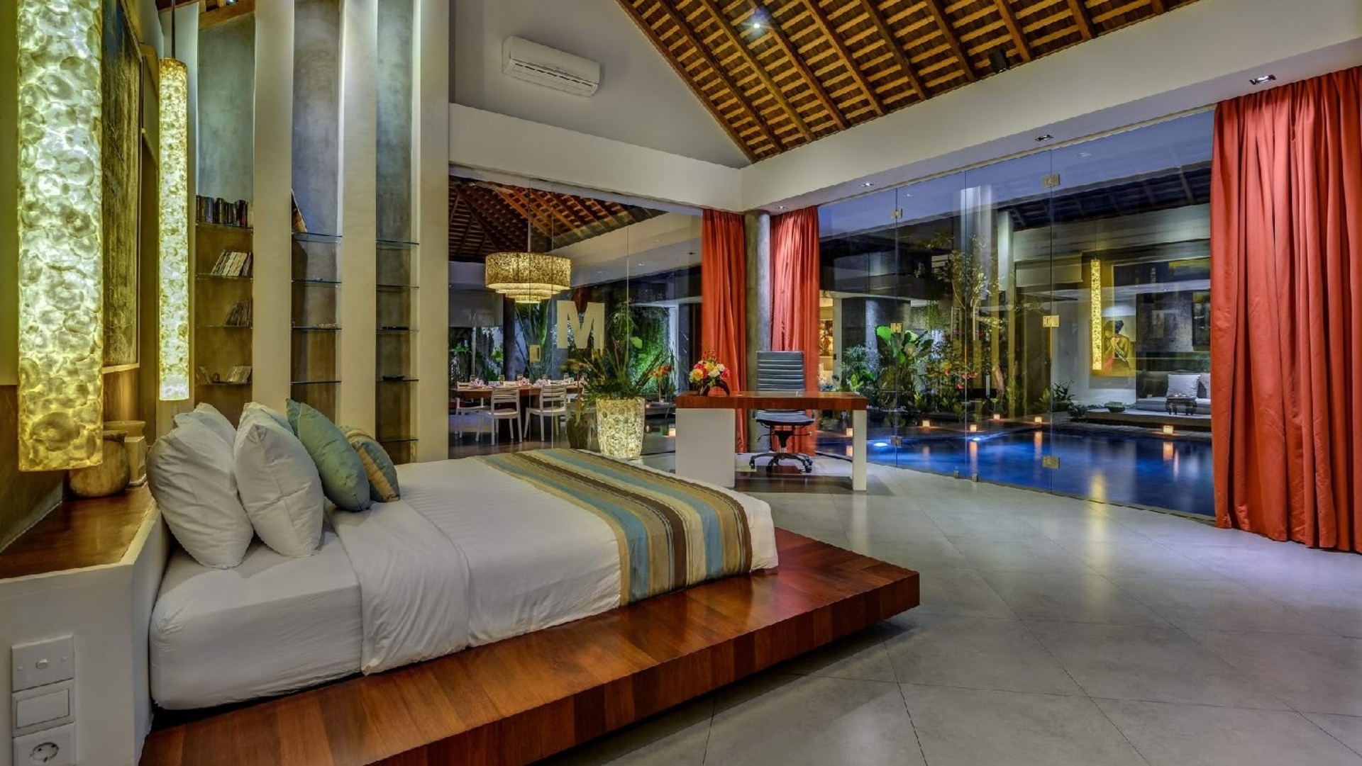 Čudovita vila z zasebnim bazenom in sončnim okoljem, Bali Villa 2138