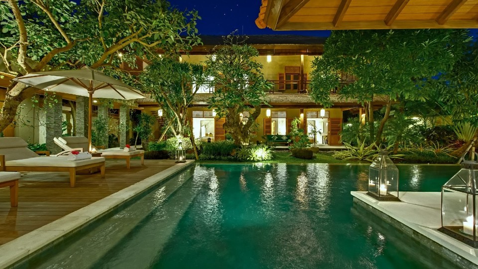 Mirna vila z bleščečim bazenom, Bali Villa 2139