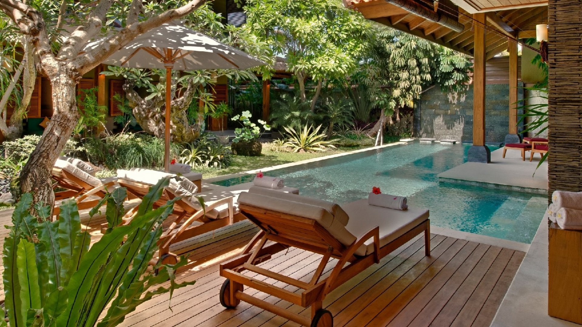 Mirna vila z bleščečim bazenom, Bali Villa 2139