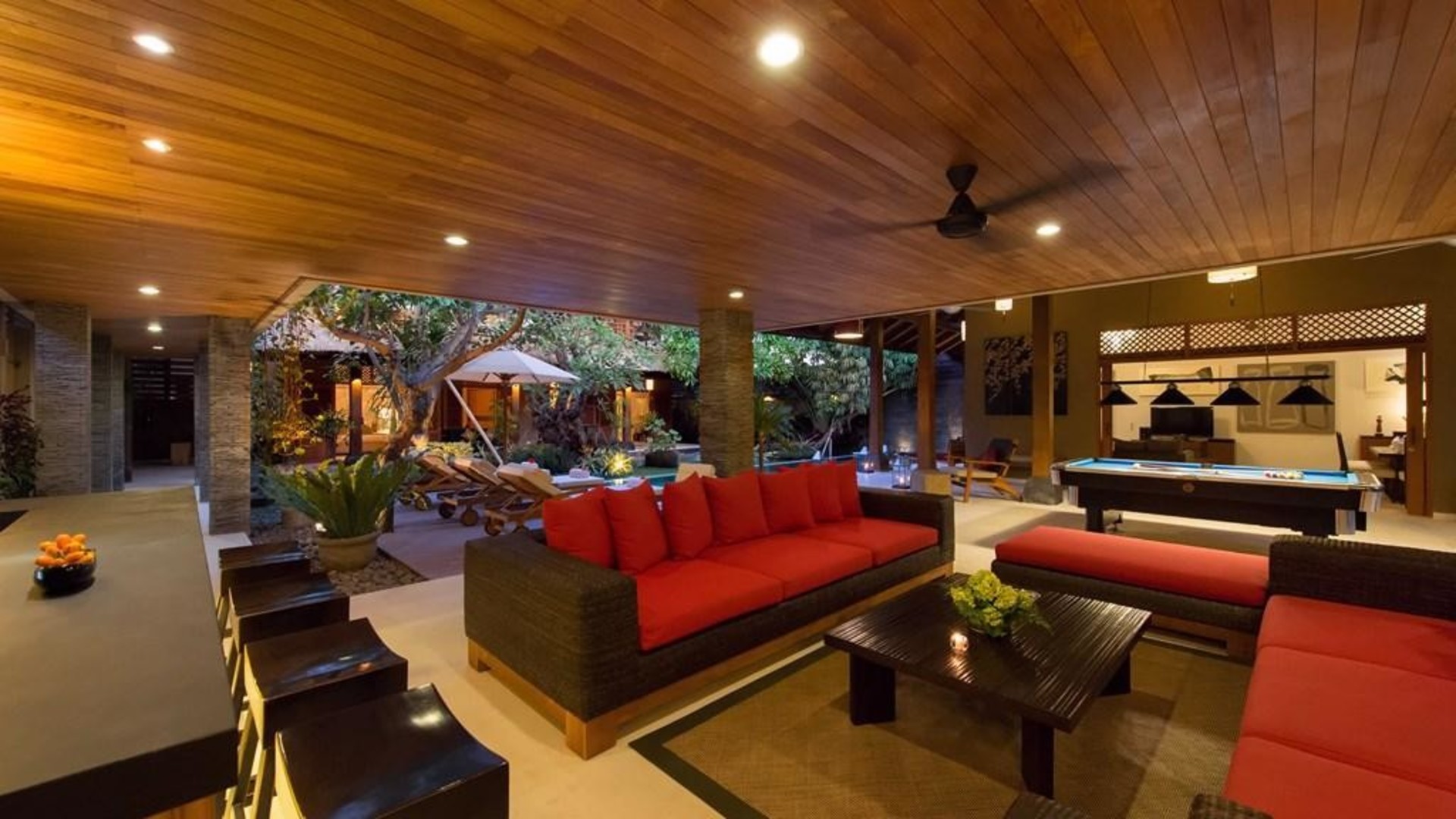 Mirna vila z bleščečim bazenom, Bali Villa 2139