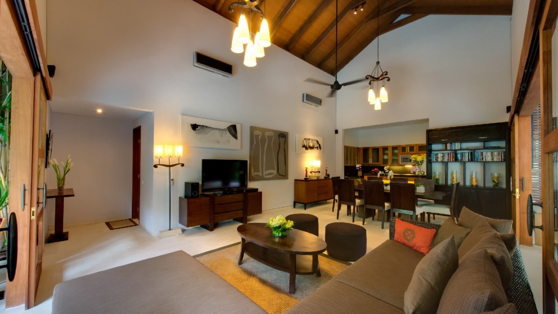 Mirna vila z bleščečim bazenom, Bali Villa 2139