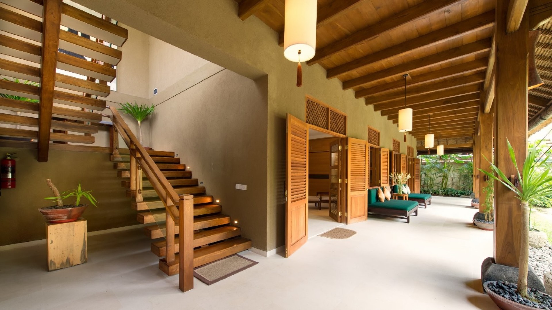 Mirna vila z bleščečim bazenom, Bali Villa 2139
