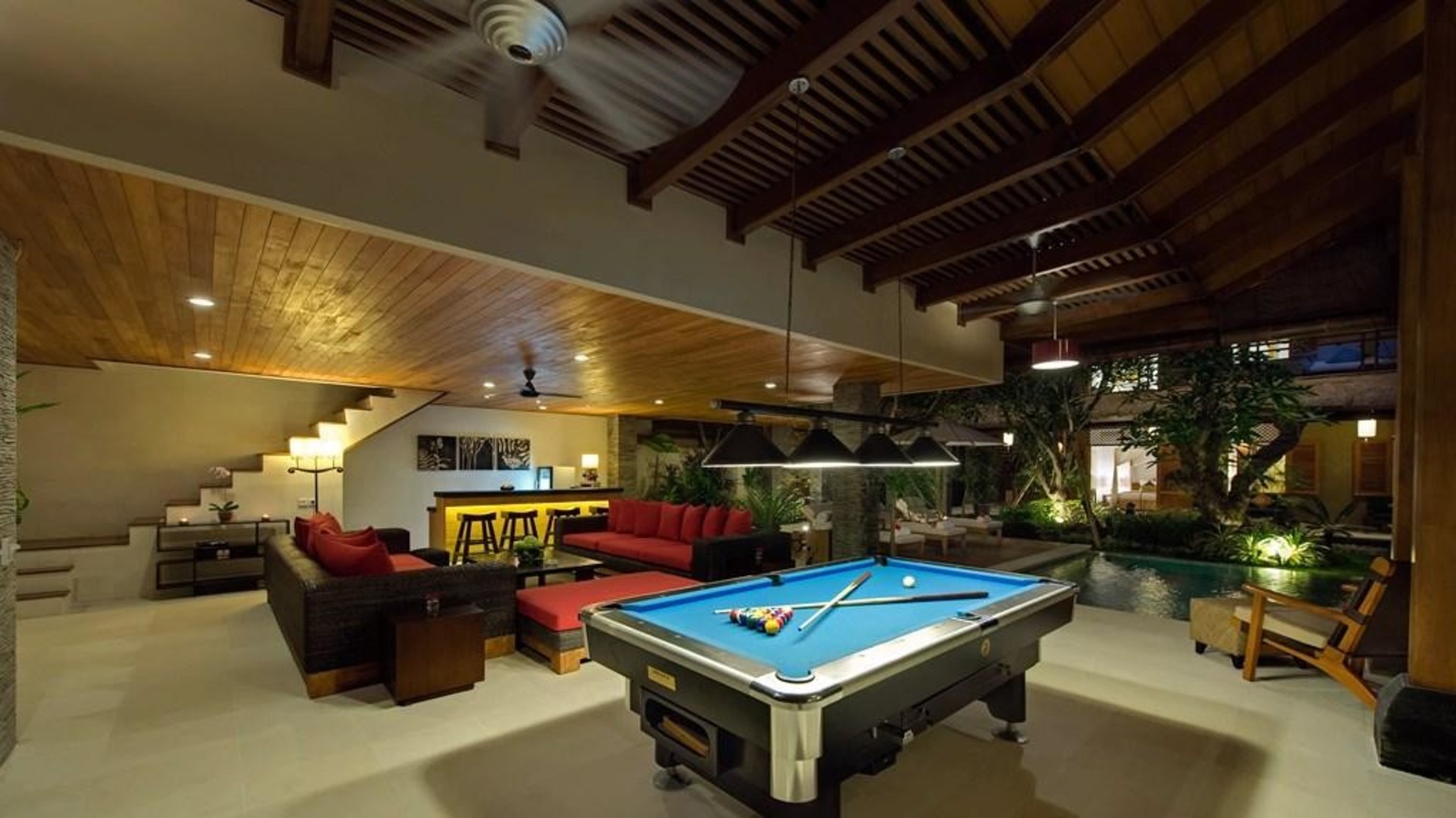 Mirna vila z bleščečim bazenom, Bali Villa 2139