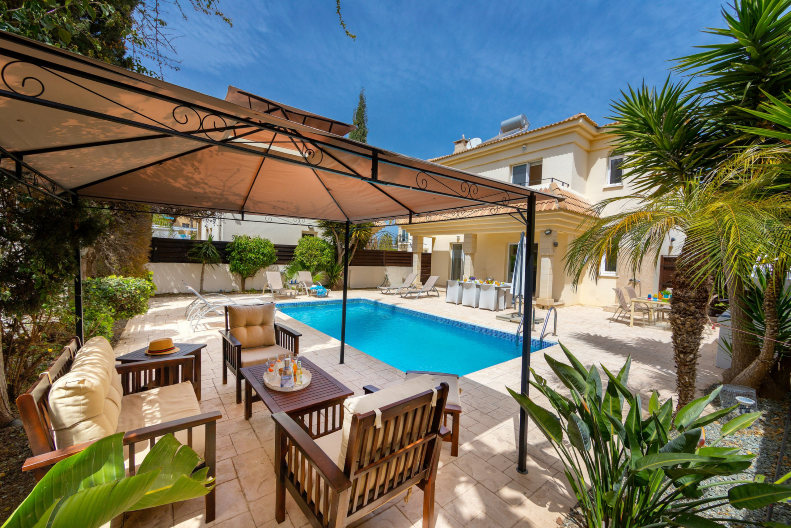 Čudovita vila nekaj minut od plaže, vila Protaras 1027