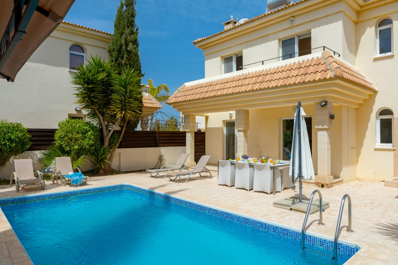 Čudovita vila nekaj minut od plaže, vila Protaras 1027