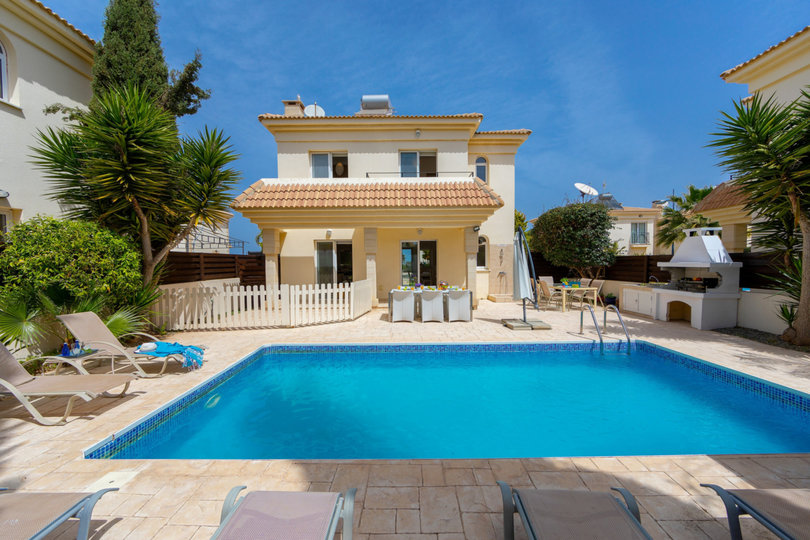 Čudovita vila nekaj minut od plaže, vila Protaras 1027