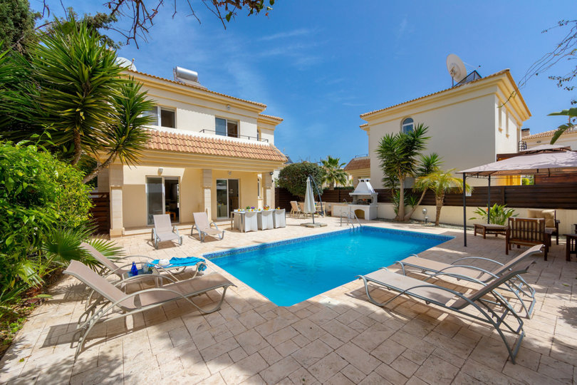 Čudovita vila nekaj minut od plaže, vila Protaras 1027