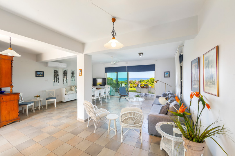 Vila s 5 zvezdicami v bližini plaže, Pernera Villa 1035