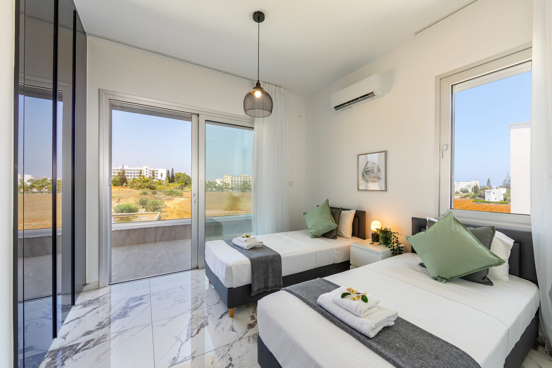 Vaša vila s 5 zvezdicami v Protarasu, vila Protaras 1038