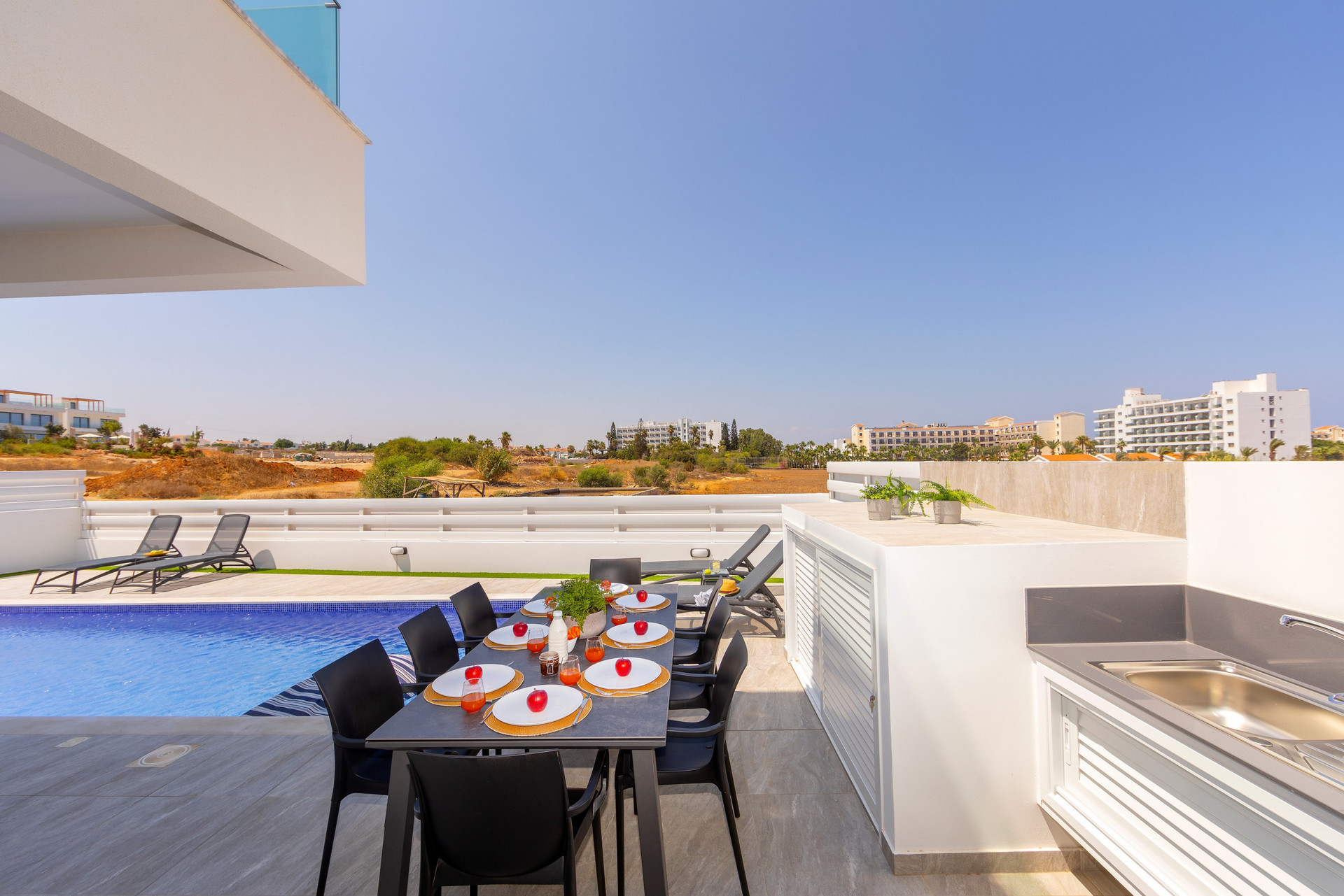 Vaša vila s 5 zvezdicami v Protarasu, vila Protaras 1038