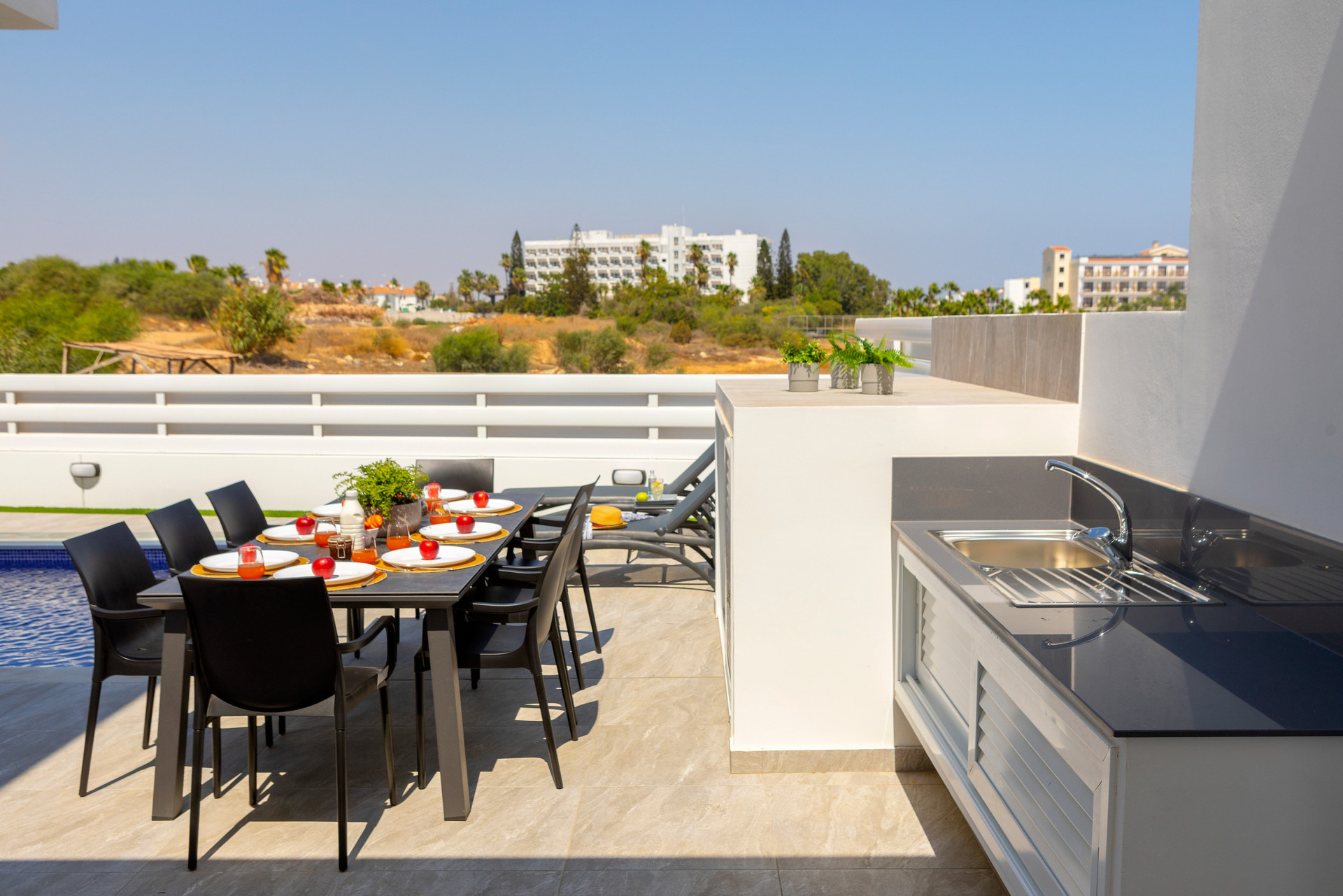 Vaša vila s 5 zvezdicami v Protarasu, vila Protaras 1038
