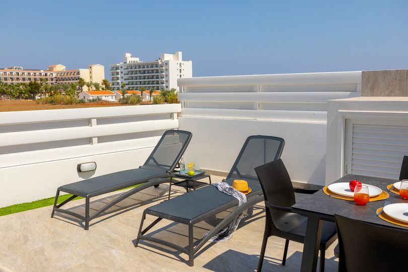 Vaša vila s 5 zvezdicami v Protarasu, vila Protaras 1038