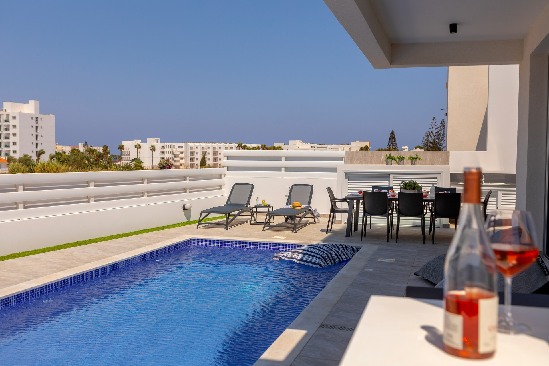 Vaša vila s 5 zvezdicami v Protarasu, vila Protaras 1038