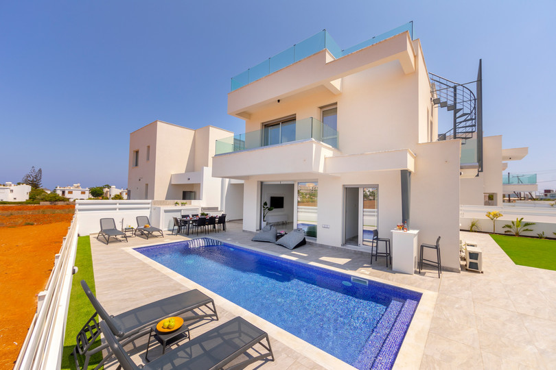 Vaša vila s 5 zvezdicami v Protarasu, vila Protaras 1038