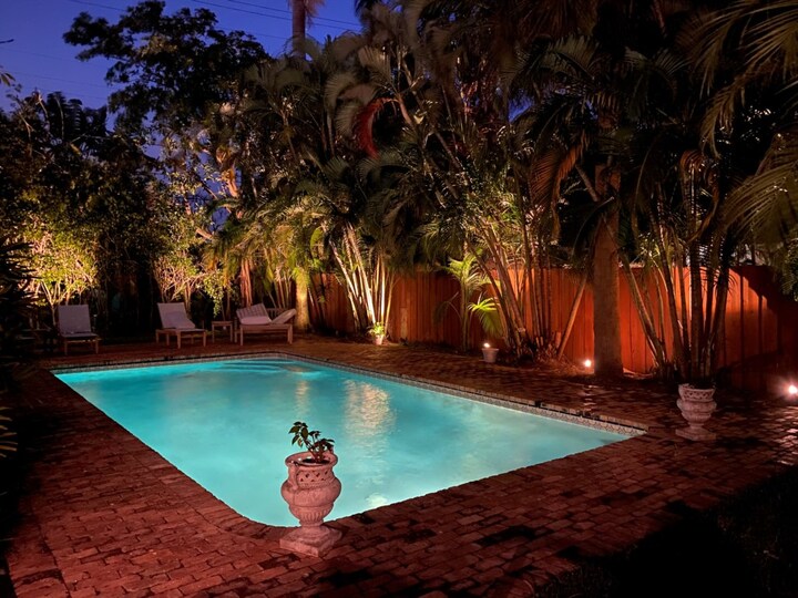 Osupljiva vila na vrhunski lokaciji v West Palm Beachu, West Palm Beach Villa 1878