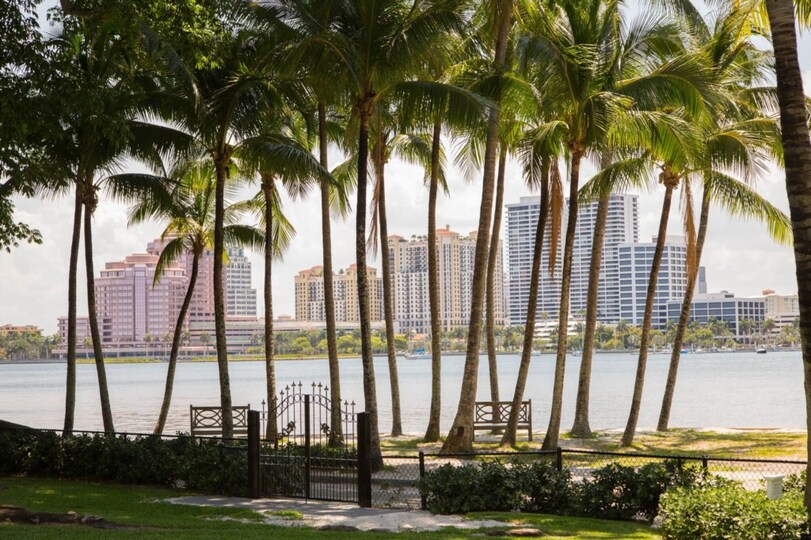 Slika Najem te čudovite vile s 4 spalnicami v West Palm Beachu, vila West Palm Beach 1870