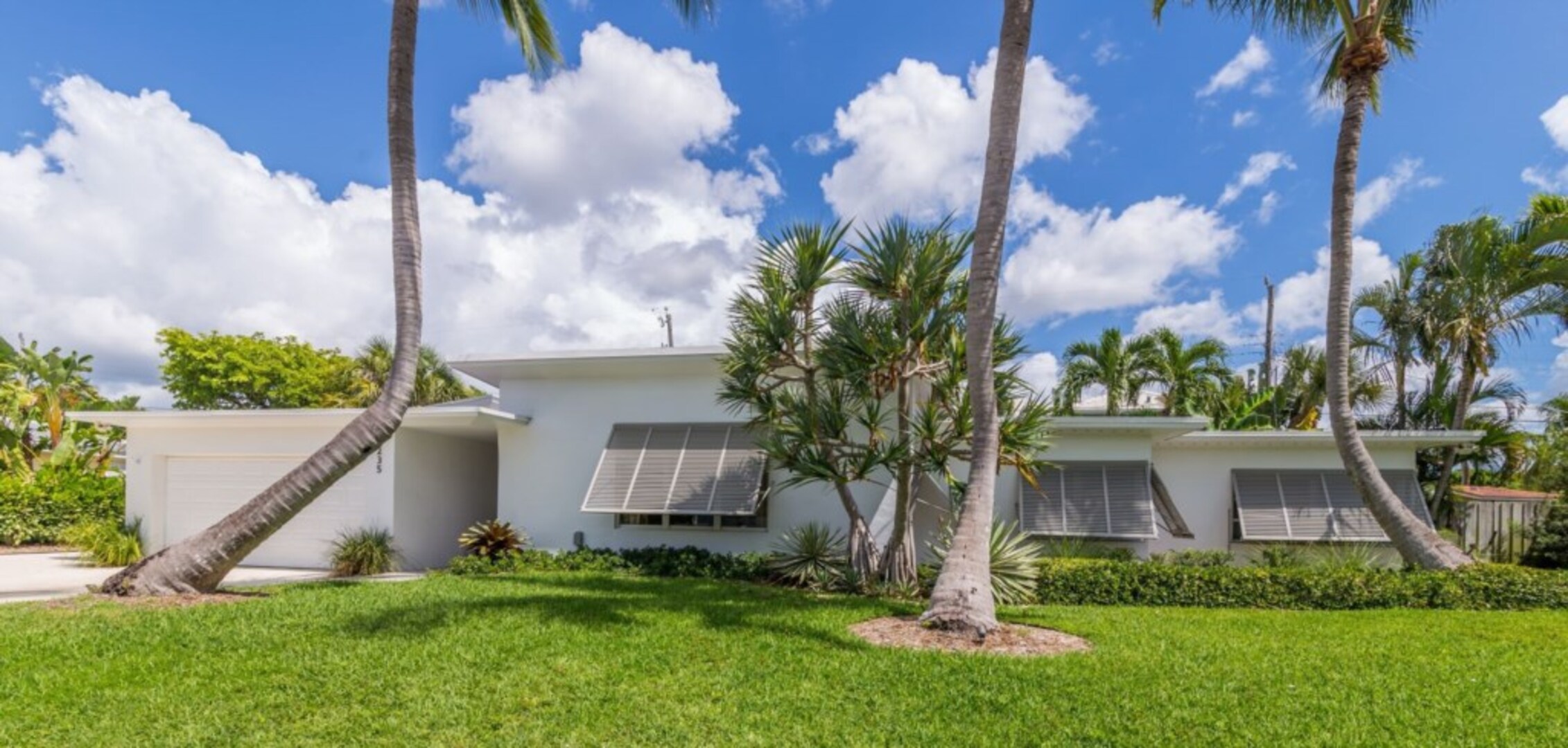 Najemite to razkošno opremljeno vilo v West Palm Beachu, West Palm Beach Villa 1875