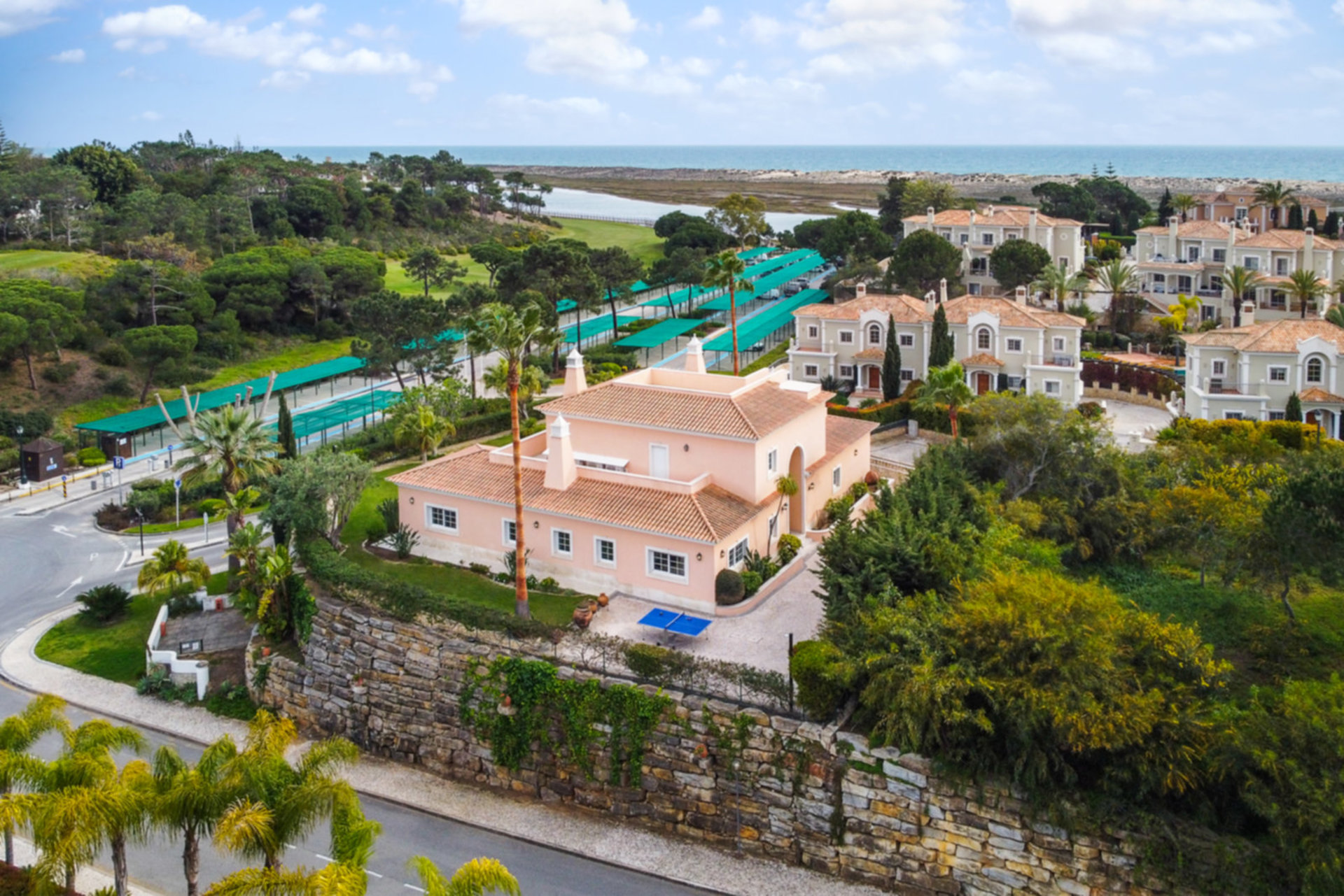 Slika Najem vaše vile s 5 zvezdicami in zasebnim bazenom na prestižnem mestu Algarve, vila Faro 1126