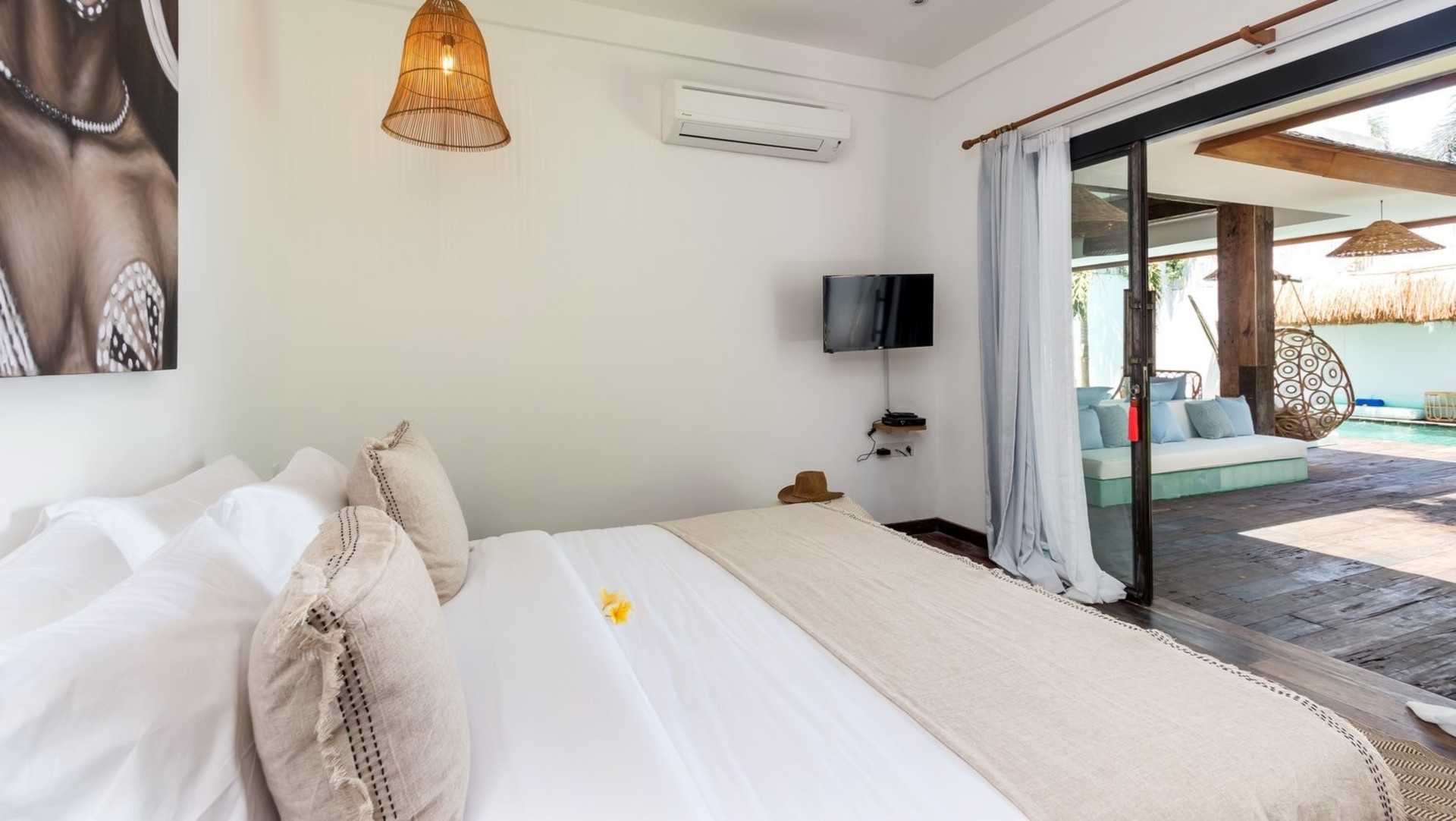 Mirna počitniška vila s 4 spalnicami in bazenom, vila Bali 2205