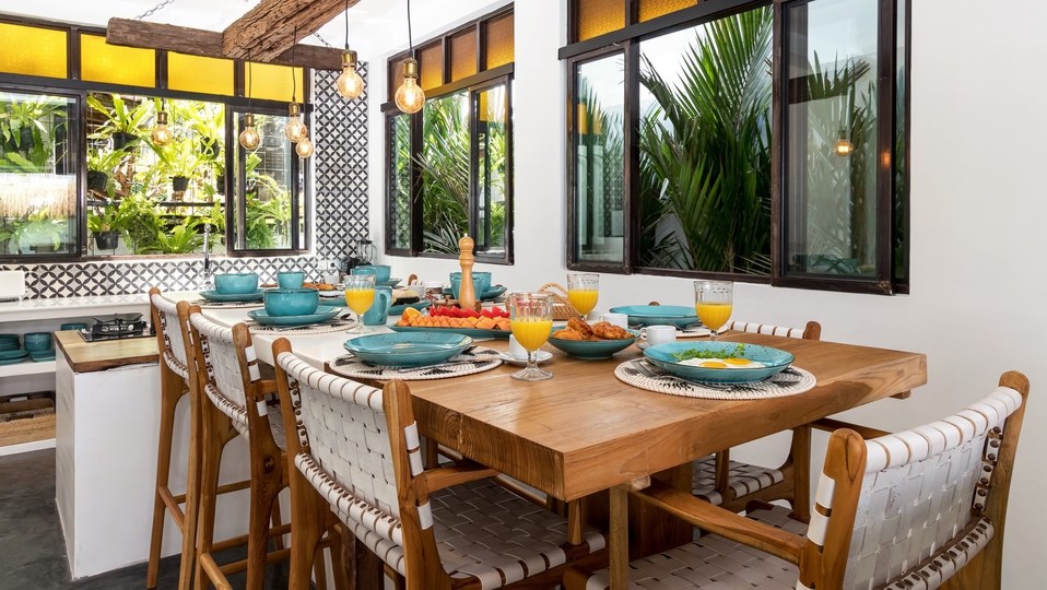 Mirna počitniška vila s 4 spalnicami in bazenom, vila Bali 2205