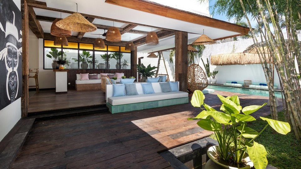 Mirna počitniška vila s 4 spalnicami in bazenom, vila Bali 2205