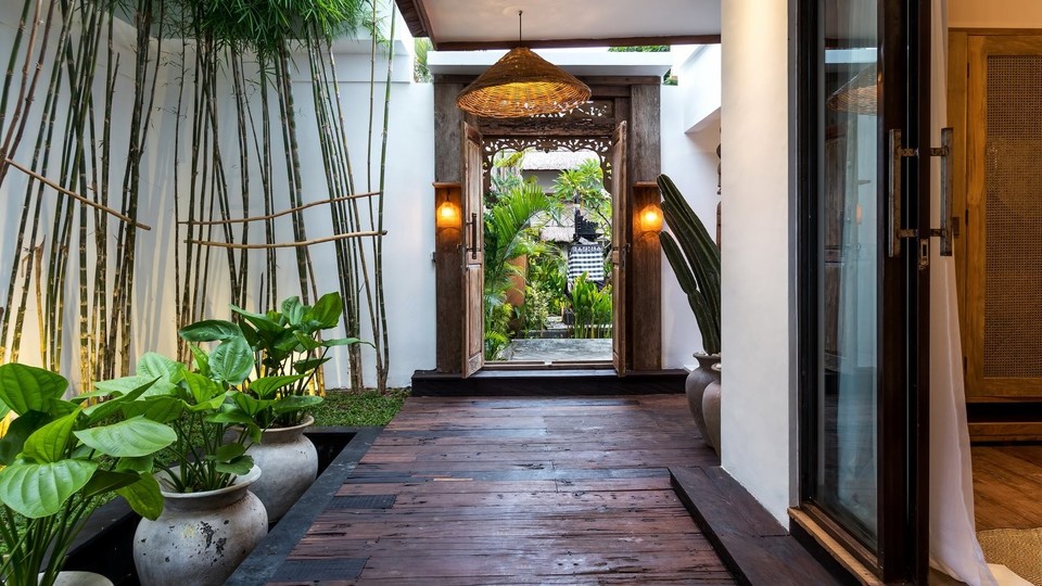 Mirna počitniška vila s 4 spalnicami in bazenom, vila Bali 2205