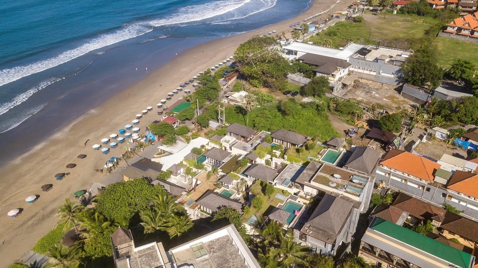 Mirna vila s 16 spalnicami z bazenom na Baliju, vila Bali 2209
